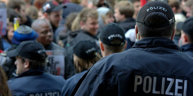 Herzlichen Glückwunsch, Schulfrieden!