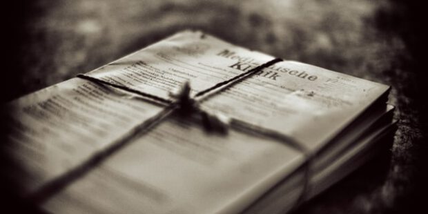 Priester wird während Messe von Kruzifix erschlagen und stirbt