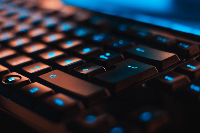 Neustart der Produktion – Chancen digitaler Umbrüche für Industrieexpert:innen