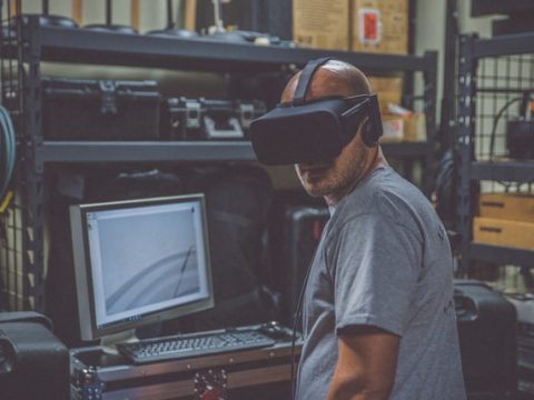 Neustart der Produktion – Chancen digitaler Umbrüche für Industrieexpert:innen
