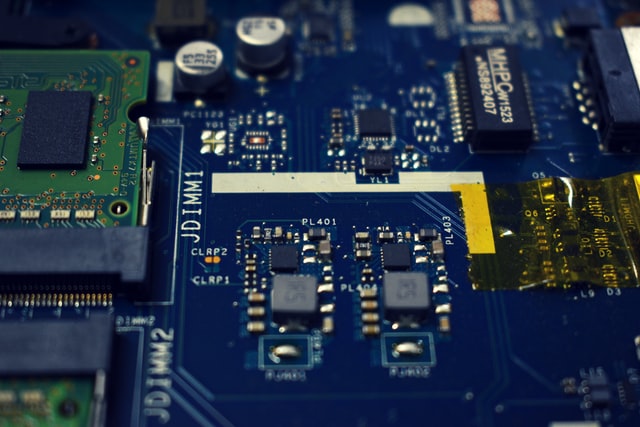 Neustart der Produktion – Chancen digitaler Umbrüche für Industrieexpert:innen