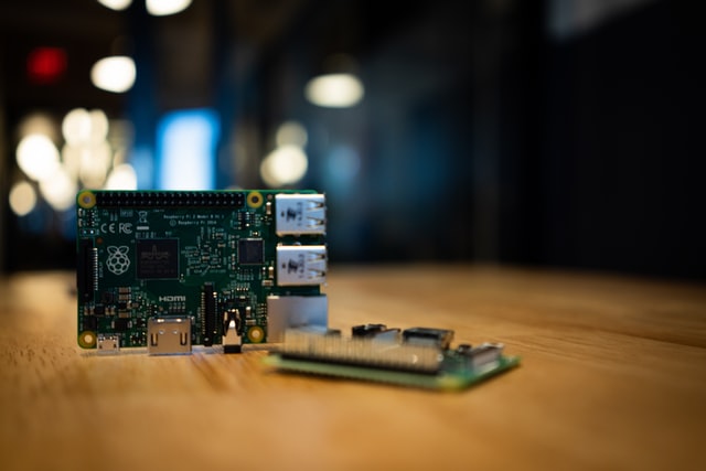 Neustart der Produktion – Chancen digitaler Umbrüche für Industrieexpert:innen