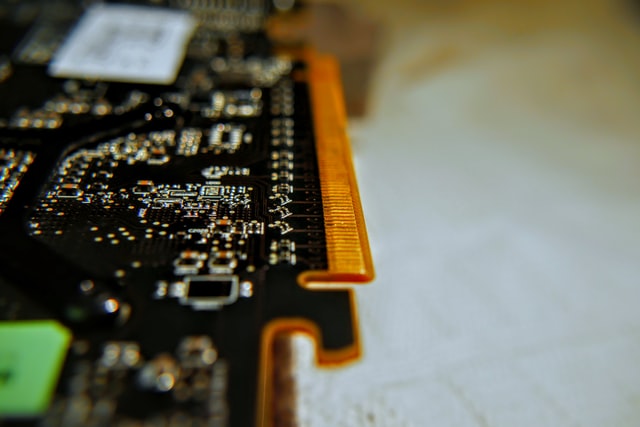 Neustart der Produktion – Chancen digitaler Umbrüche für Industrieexpert:innen