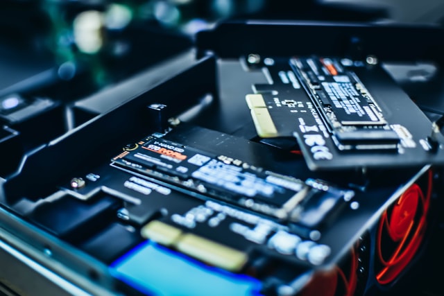 Neustart der Produktion – Chancen digitaler Umbrüche für Industrieexpert:innen