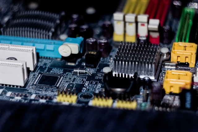 Neustart der Produktion – Chancen digitaler Umbrüche für Industrieexpert:innen