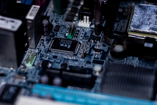 Neustart der Produktion – Chancen digitaler Umbrüche für Industrieexpert:innen